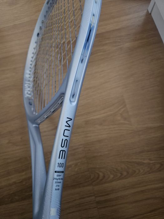 NEW Yonex MUSE 100 Noua! Maner 3