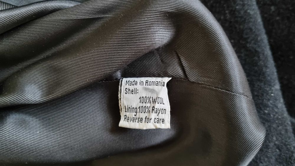 Pardesiu barbatesc lana