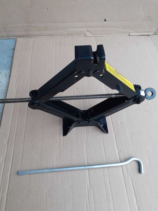 Cric HYUNDAI i20, i30, i40,ioniq,elantra, KIA Ceed Rio Carens X-ceed