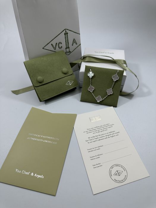 Brățară Van Cleef & Arpels 5 motifs White Gold 750 White Pearl