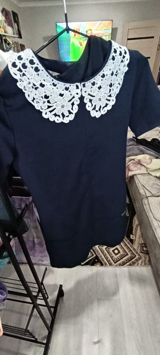 Продам юбки, сарафаны,блузки школьные