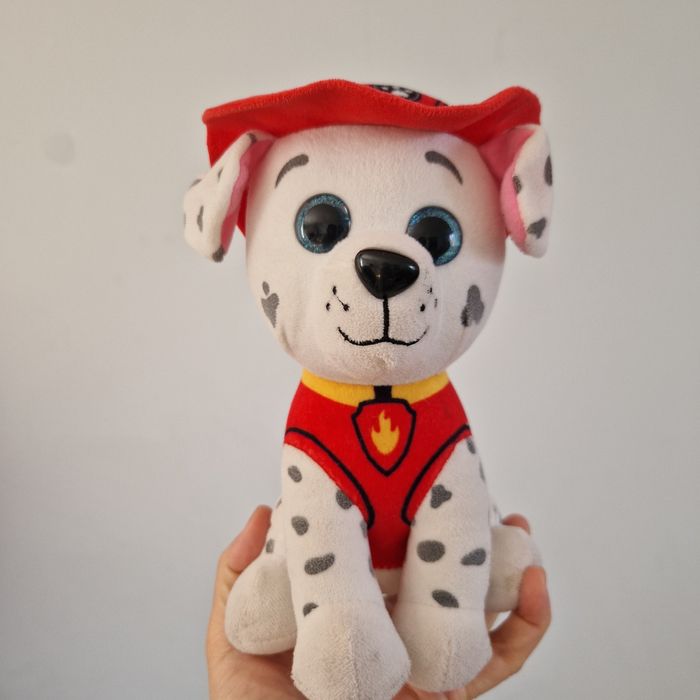 Мягкие игрушки, машинки