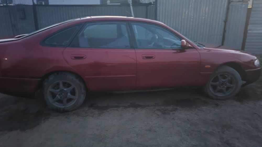 Срочно продам mazda