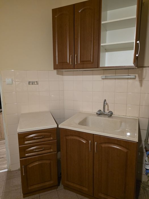 Продавам модулна кухня