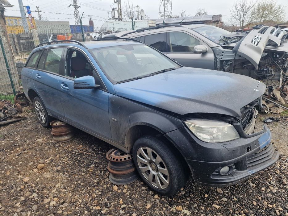 Dezmembram Mercedes C w204, an 2011, 2.2 CDI Euro 5,l