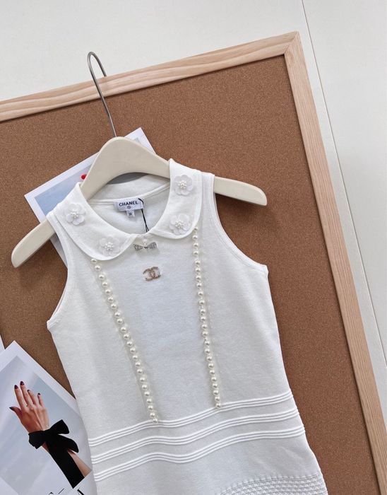Tricou Chanel , calitate premium , pe comanda , XS
