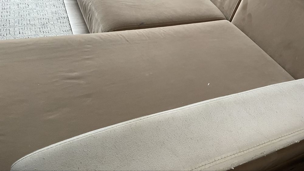 Диван бежевая б/у