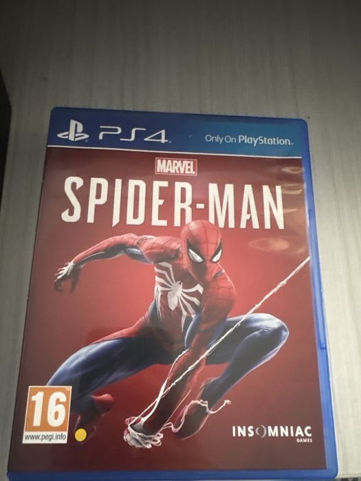 Playstation4 с всички кабели