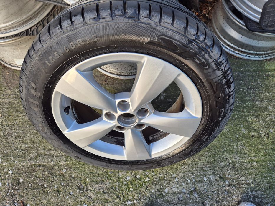 4бр летни гуми дънлоп 185-60-15/ 2014г/ 5.5мм грайфер/