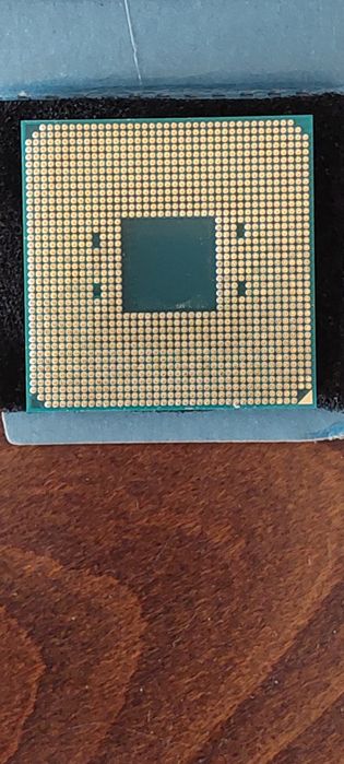 Процесори i5 6500 на Интел и 2600х на AMD