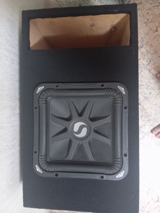 Продам мощный сабвуфер