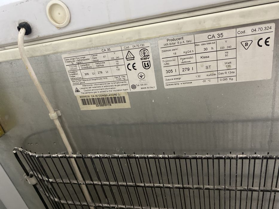 Продаю срочно морозильник