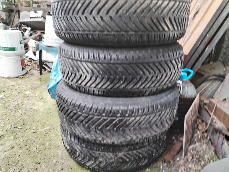 Всесезонни гуми16 цола