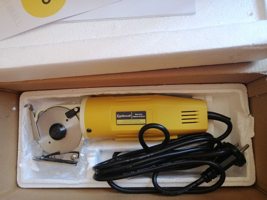 Професионален Индустриален нож за рязане на платове и кожа