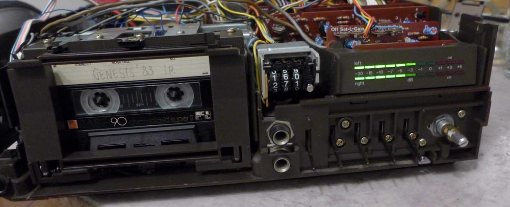 За майстора :Работещ  МАЛЪК касетен дек за части Siemens RC666