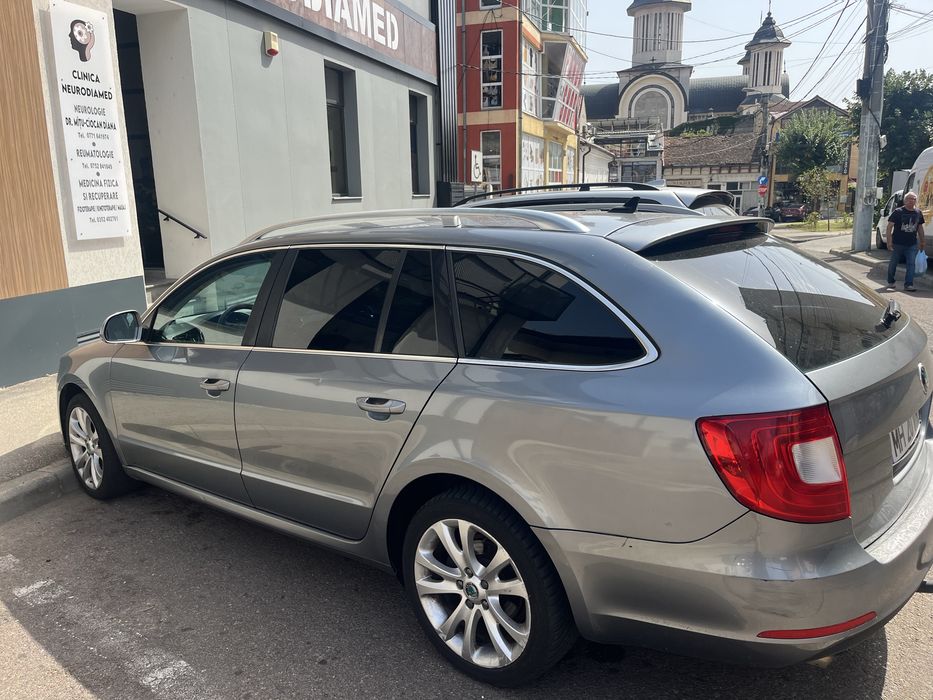 Masina skoda superb inca in generatie