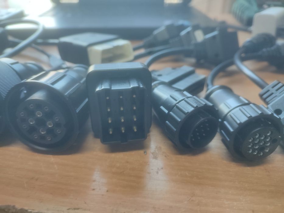 Vând adaptoare diagnoza auto