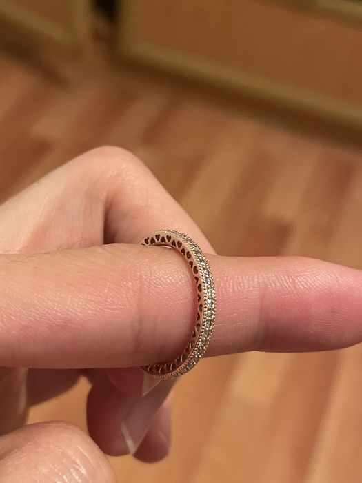 Продам кольцо из пандоры