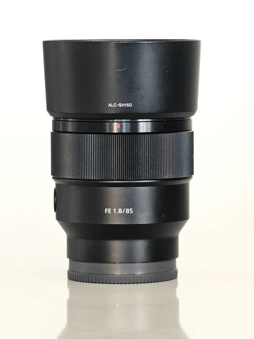 Обектив Sony FE 85mm f/1.8