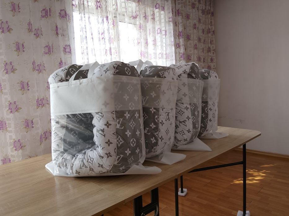 Подушка - обнимашка , для сна и отдыха