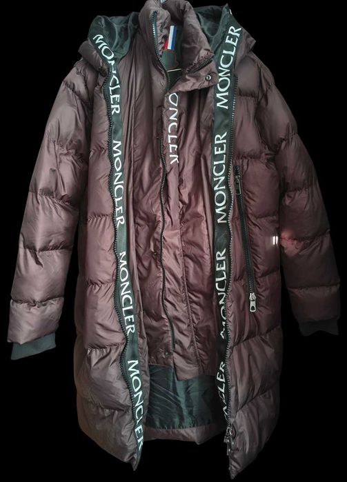 Vand geaca de dama Moncler, maro, marimea M - L