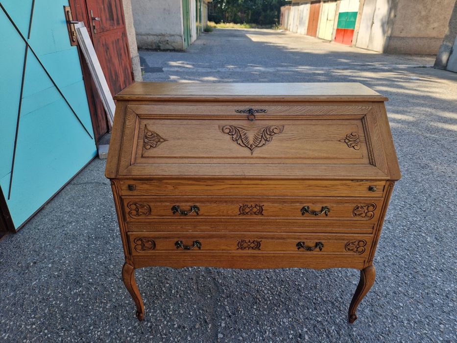 Старо писалище + шкафче