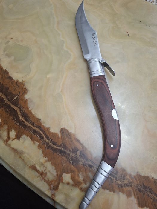 Vând briceag spaniol 55 cm deschis