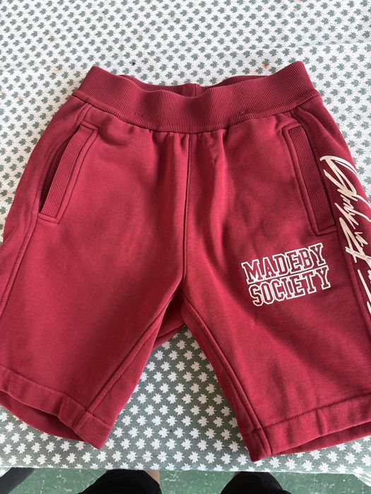 Pantaloni scurti putin purtati