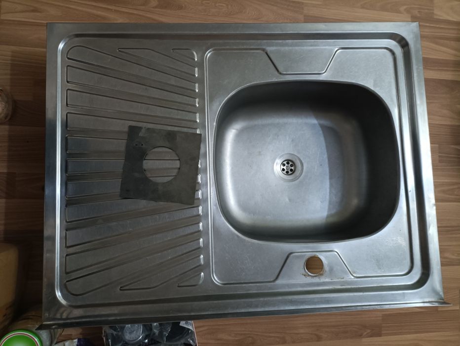 Срочно Мойка нержавейка 60смХ80см , h 17см