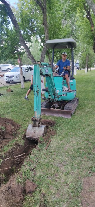 Мини экскаватор гидромолот услуги демонтаж пола стен