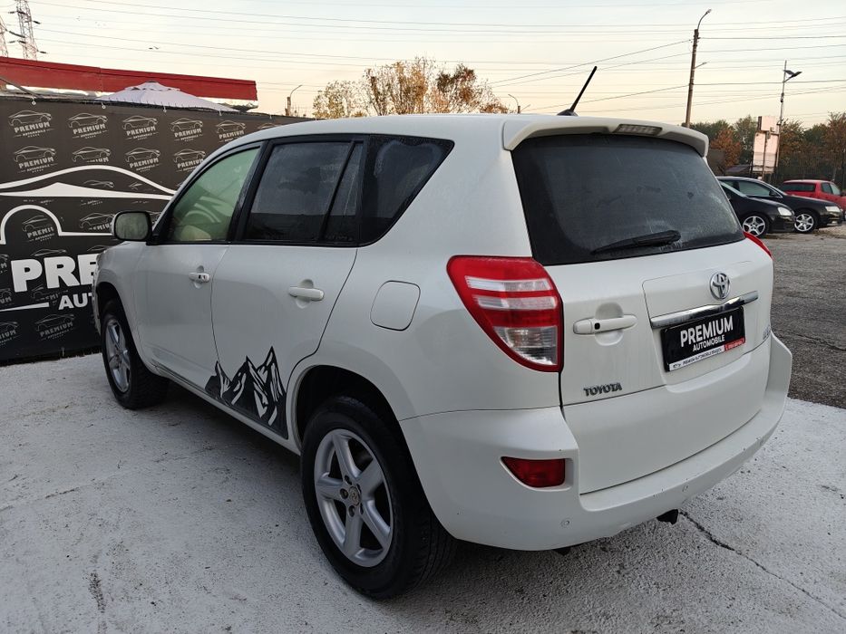 Toyota RAV4 *Garanție* 4x4/2.0 benzină 158 CP/Navi/Alb Perlat