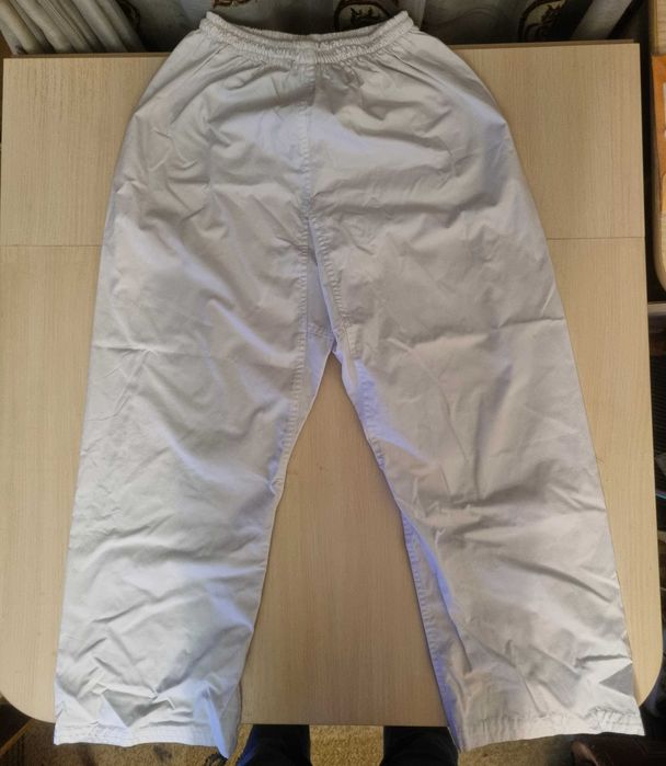 Кимоно и шлем для Каратэ