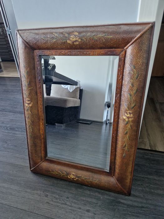 Шкаф за телевизор, скрин и огледало