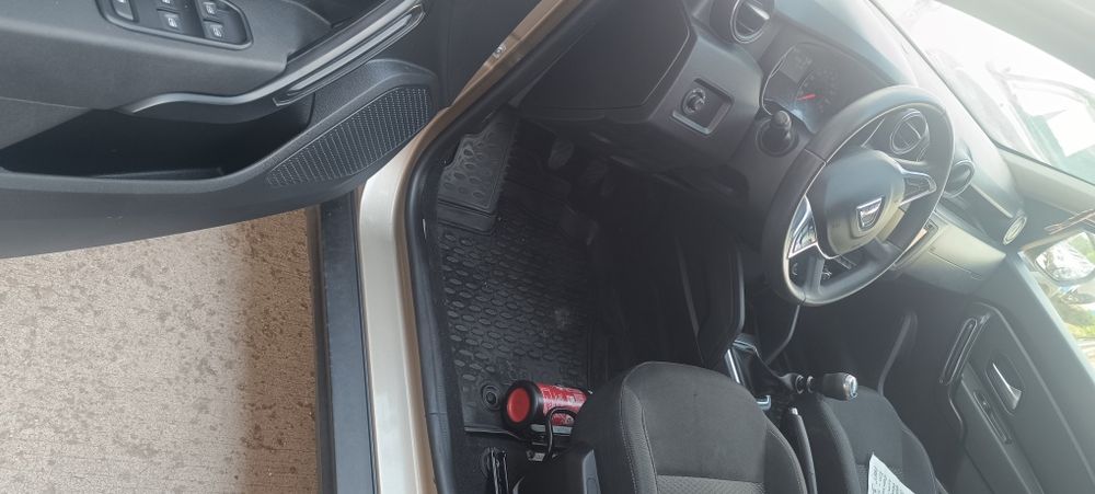 Dacia Duster 1,6 benzina, euro6, 2019. Garantie un an.Rate pe loc.