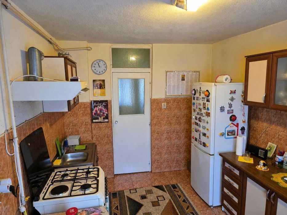 Apartament 4 camere Cugir,jud Alba