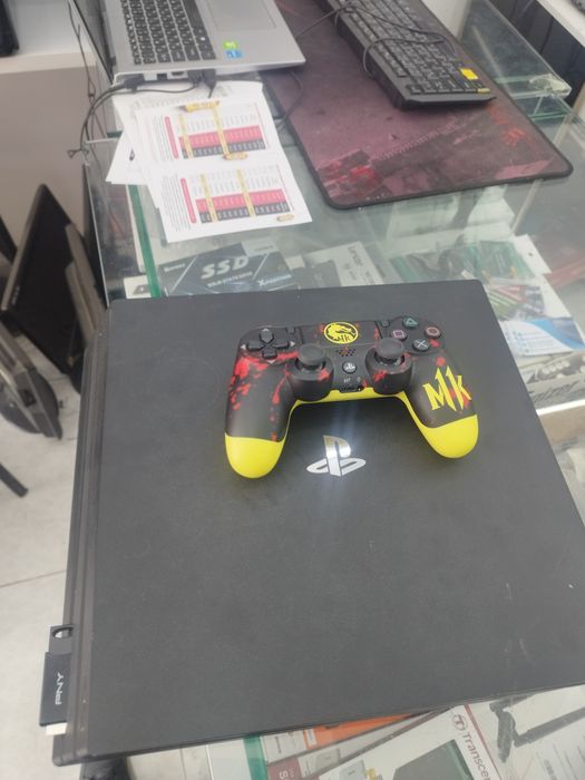 Play station 4 pro+жостик прошитая