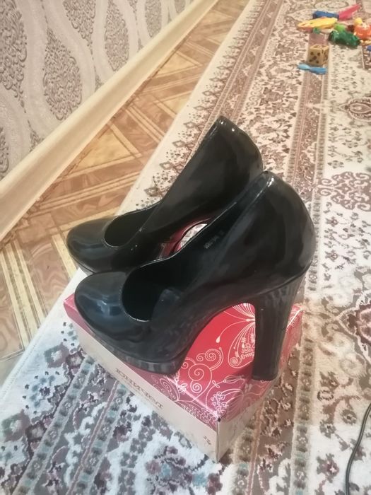 Продам туфли. 37 размер