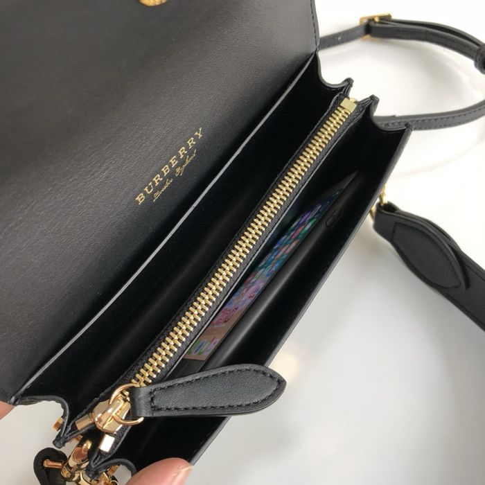 Geanta Burberry