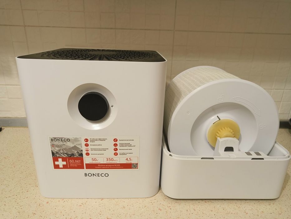 Продам увлажнитель и очиститель воздуха Boneco W200