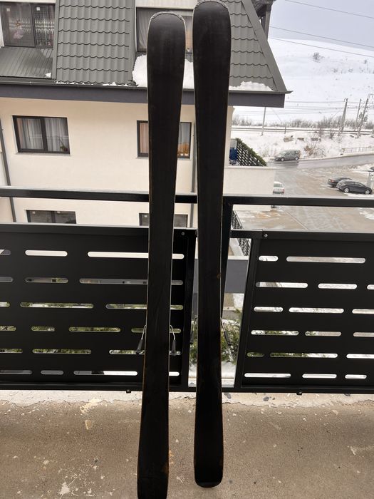 Schiuri, clăpari Head, ski