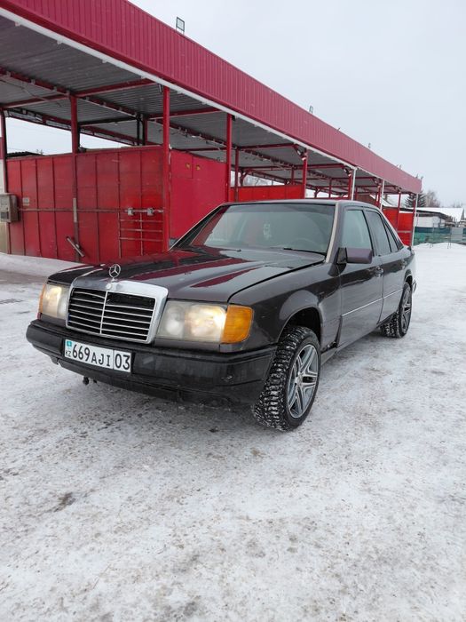 Продам 124 мерседес