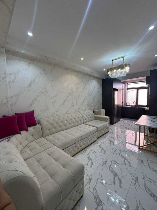 Навостройка 2 хонали уй сотилади ,  Ориентир Саламатина.