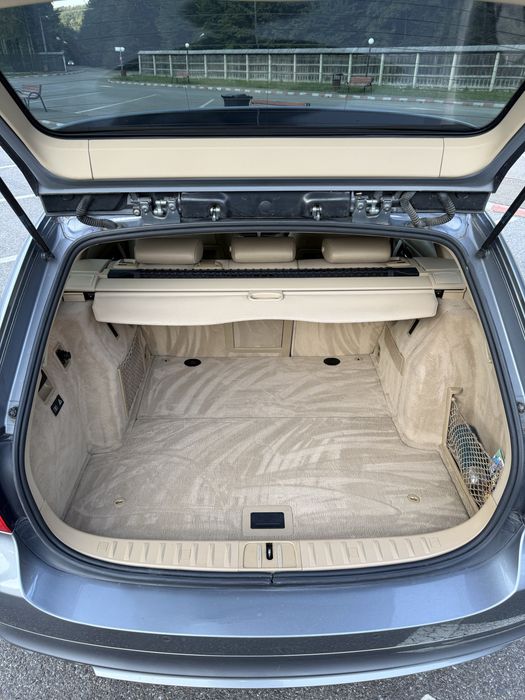 BMW E91 320d  Automat / Dakota Beige / Harman Kardon-Logic 7  / Comfort Access  / BiXenon
