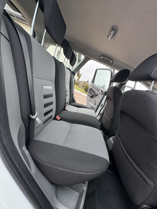 Vând Ford Focus Motor 1.6 Diesel 90 CP Euro 5 An 2010 Import Germania