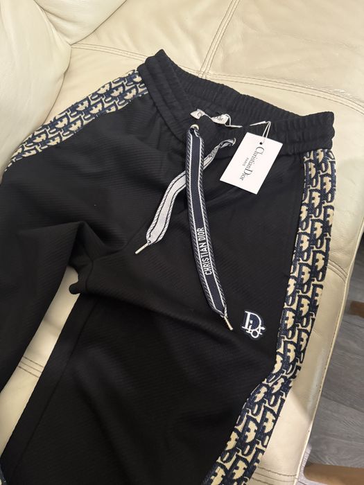 Pantaloni dior  marimea M