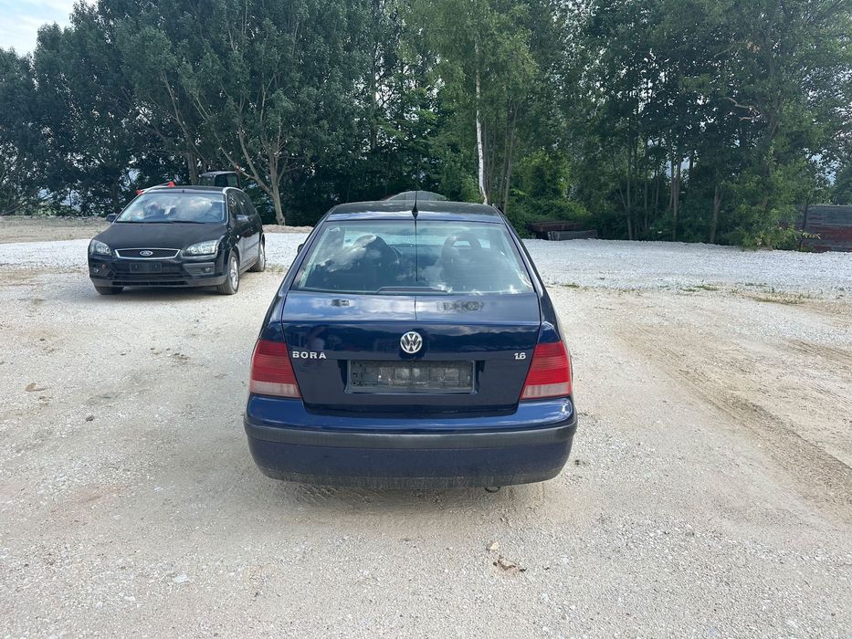 VW Bora На части