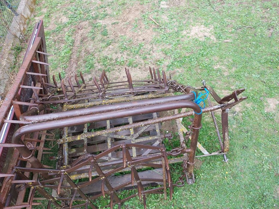 Vând grapă pentru tractor  de 3 metri