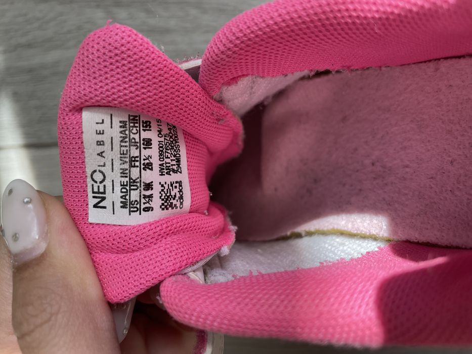 Зимни маратонки и ботуши за момиче