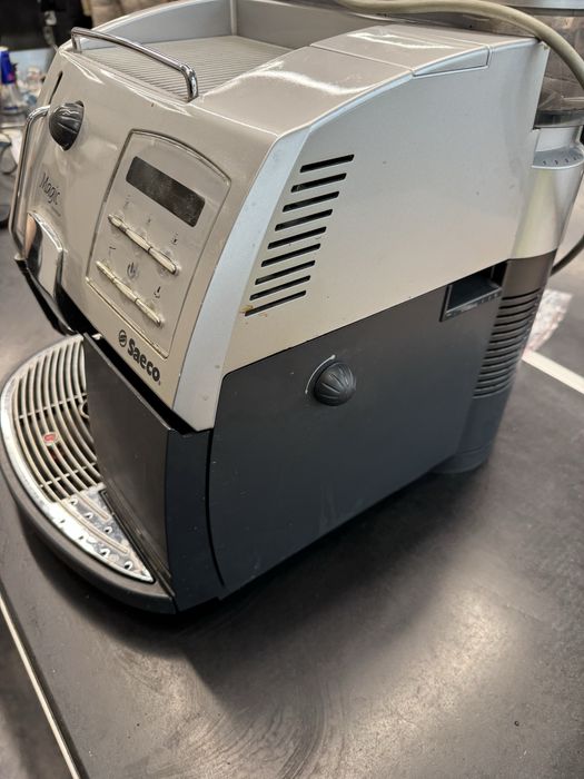 Кафеавтомат Saeco