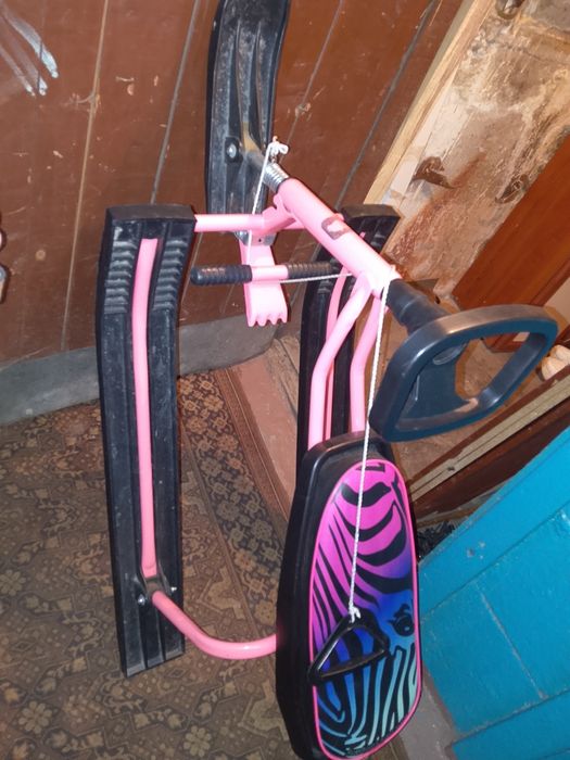 Продам снегокат зимний